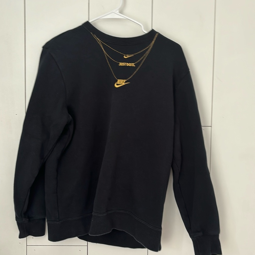 Xs Nike crew neck